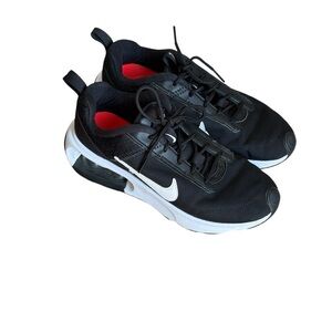 Nike Air Max Intrlk Lite Running Shoes Women's Size 7.5 Black White Sneakers